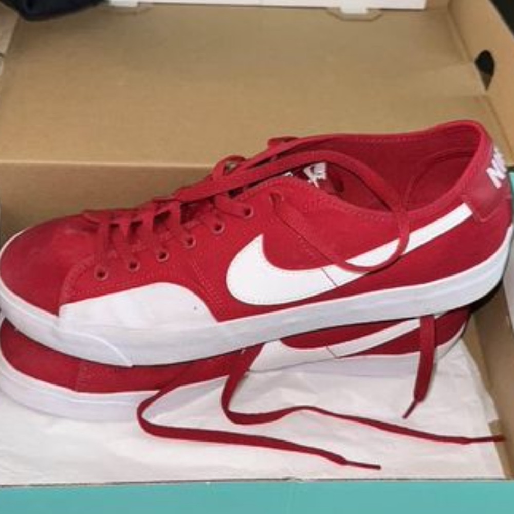 Red Nike skateboarding shoes